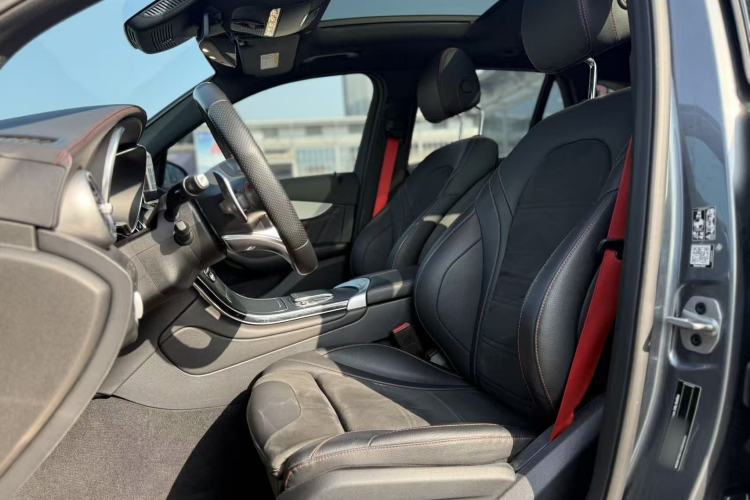 Used Mercedes-Benz GLC AMG 2022 AMG GLC 43 4MATIC Interior 4