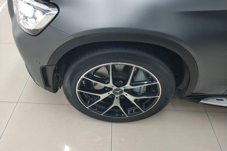 Used Mercedes-Benz GLC AMG 2022 AMG GLC 43 4MATIC Left Front Wheel Hub