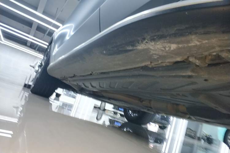 Used Mercedes-Benz GLC AMG 2022 AMG GLC 43 4MATIC Left Side Sill