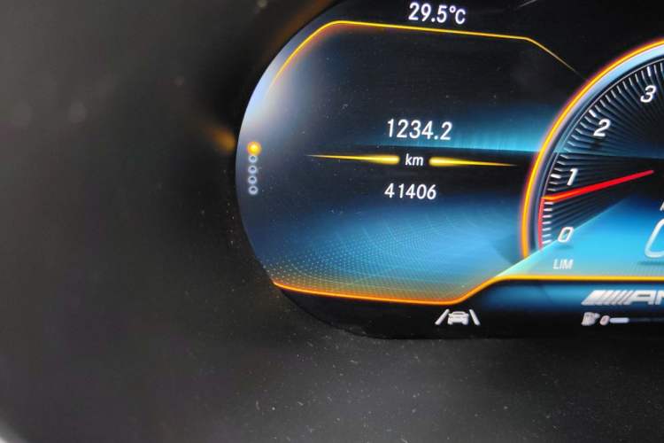 Used Mercedes-Benz GLC AMG 2022 AMG GLC 43 4MATIC Odometer Close Up