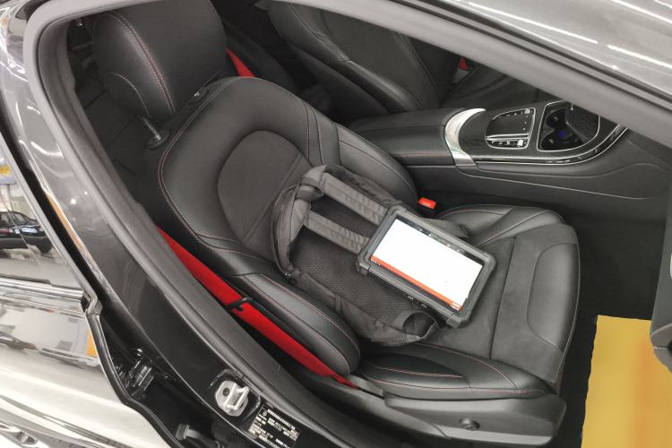 Used Mercedes-Benz GLC AMG 2022 AMG GLC 43 4MATIC Right Front Seat
