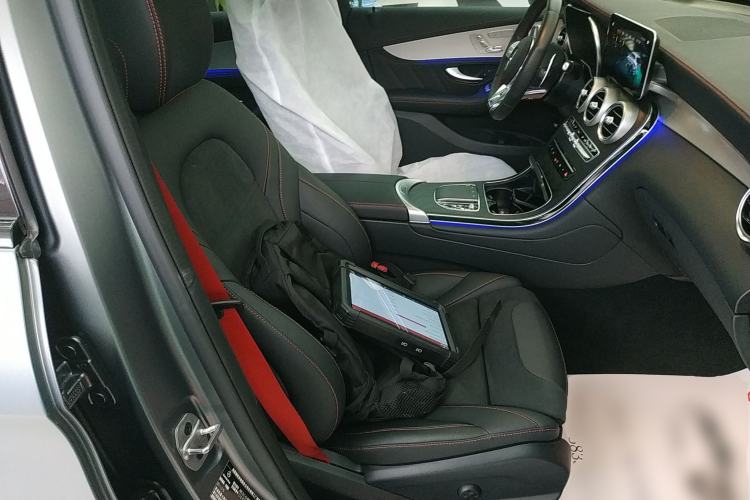 Used Mercedes-Benz GLC AMG 2022 AMG GLC 43 4MATIC Right Front Seat