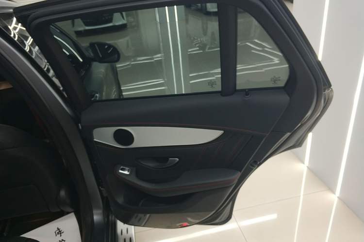 Used Mercedes-Benz GLC AMG 2022 AMG GLC 43 4MATIC Right Rear Door Interior