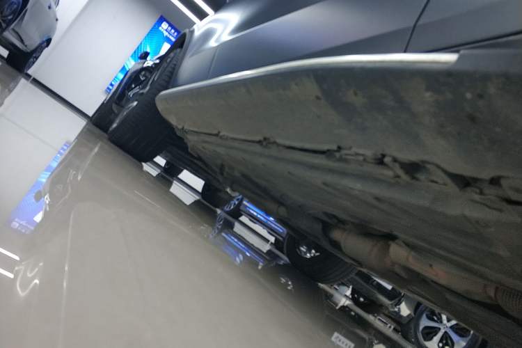 Used Mercedes-Benz GLC AMG 2022 AMG GLC 43 4MATIC Right Side Sill