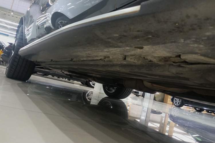 Used Mercedes-Benz GLC AMG 2022 AMG GLC 43 4MATIC Right Side Sill