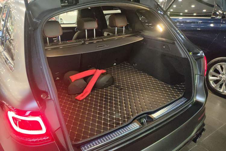 Used Mercedes-Benz GLC AMG 2022 AMG GLC 43 4MATIC Trunk