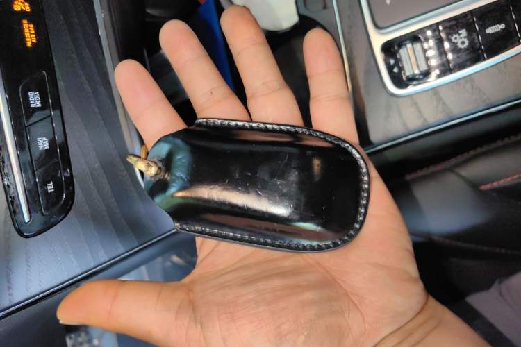 Used Mercedes-Benz GLC AMG 2022 AMG GLC 43 4MATIC Vehicle Key