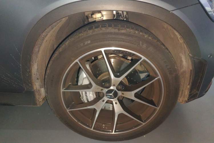 Used Mercedes-Benz GLC AMG 2022 AMG GLC 43 4MATIC Right Front Wheel Hub