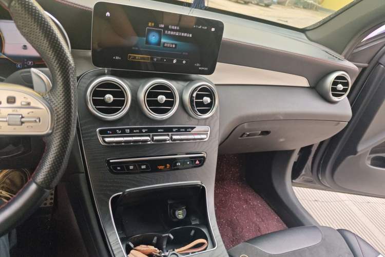 Used Mercedes-Benz GLC AMG 2022 AMG GLC 43 4MATIC Audio And AC Panel
