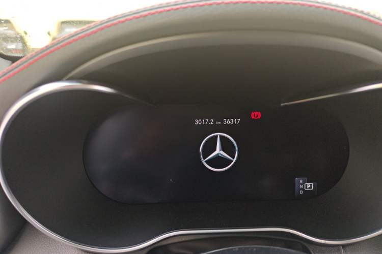 Used Mercedes-Benz GLC AMG 2022 AMG GLC 43 4MATIC Odometer Close Up