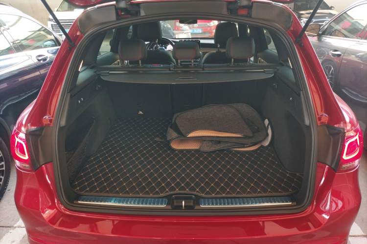 Used Mercedes-Benz GLC AMG 2022 AMG GLC 43 4MATIC Trunk