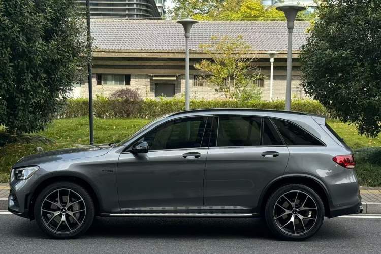 Used Mercedes-Benz GLC AMG 2022 AMG GLC 43 4MATIC Exterior 2