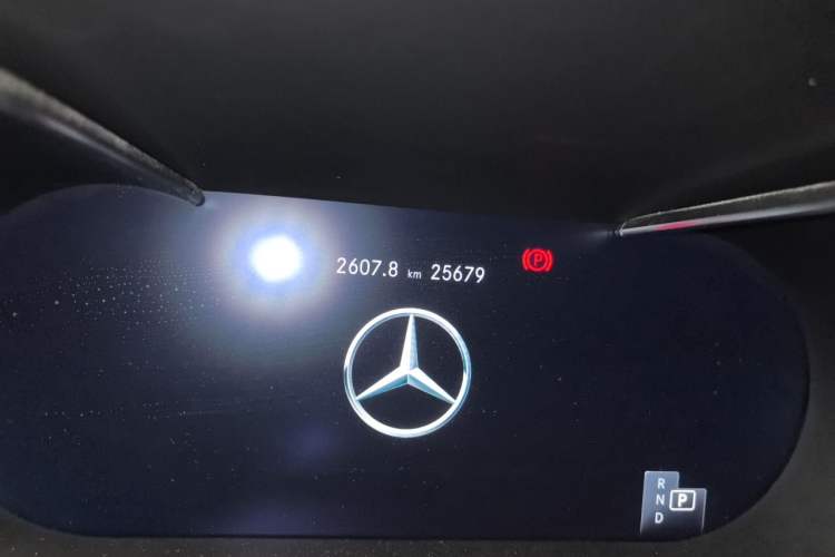 Used Mercedes-Benz GLC AMG 2022 AMG GLC 43 4MATIC Odometer Close Up