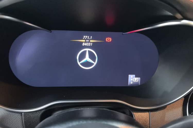 Used Mercedes-Benz GLC AMG 2022 AMG GLC 43 4MATIC Odometer Close Up