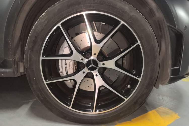 Used Mercedes-Benz GLC AMG 2022 AMG GLC 43 4MATIC Right Front Wheel Hub