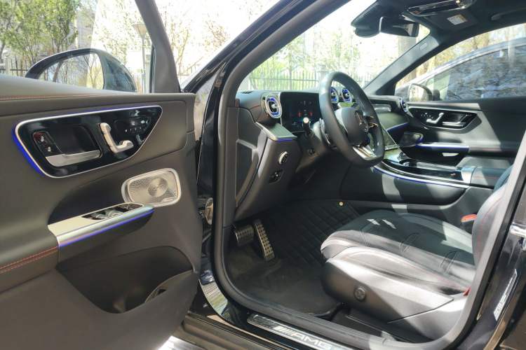 Used Mercedes-Benz GLC AMG 2024 AMG GLC 43 4MATIC Driver Seat