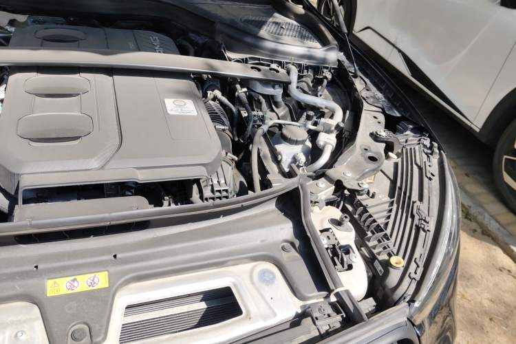 Used Mercedes-Benz GLC AMG 2024 AMG GLC 43 4MATIC Engine Bay Left