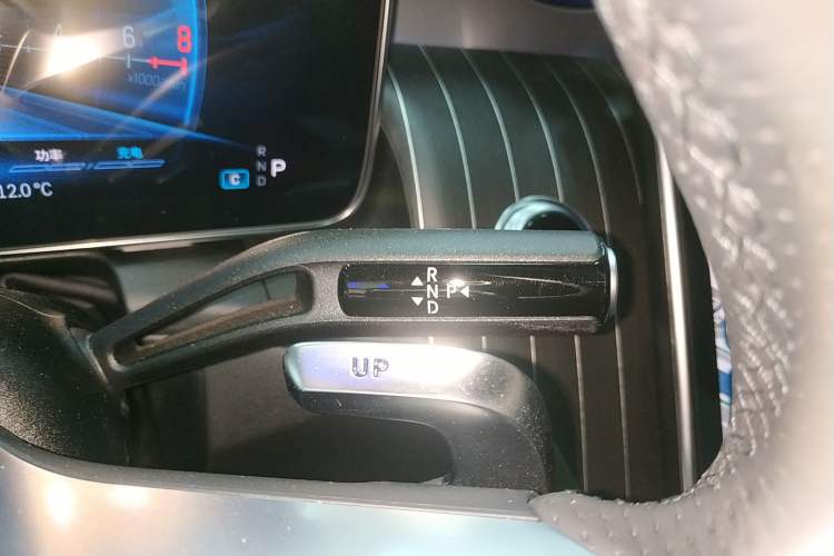 Used Mercedes-Benz GLC AMG 2024 AMG GLC 43 4MATIC Gear Lever