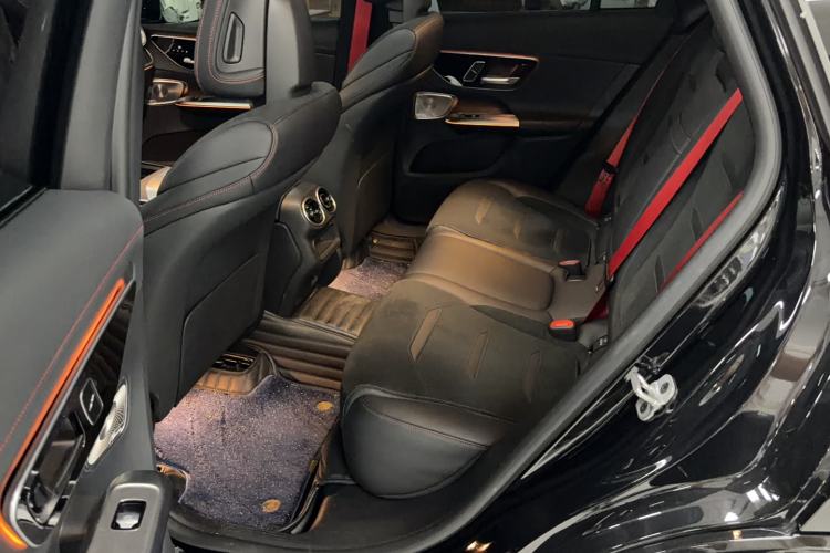 Used Mercedes-Benz GLC AMG 2024 AMG GLC 43 4MATIC Interior 2