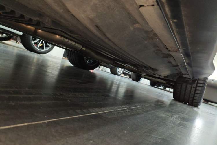 Used Mercedes-Benz GLC AMG 2024 AMG GLC 43 4MATIC Left Side Sill