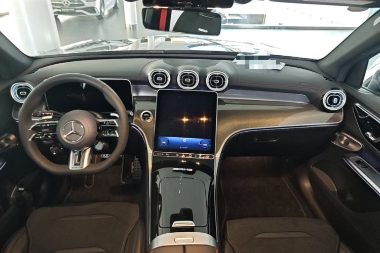 Used Mercedes-Benz GLC AMG 2025 AMG GLC 43 4MATIC Center Console