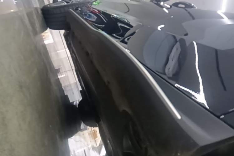 Used Mercedes-Benz GLC AMG 2025 AMG GLC 43 4MATIC Left Side Sill