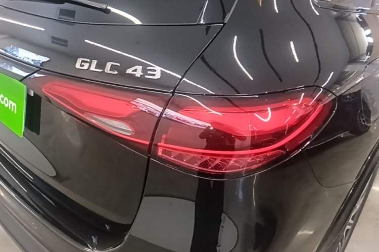 Used Mercedes-Benz GLC AMG 2025 AMG GLC 43 4MATIC Right Rear Taillight