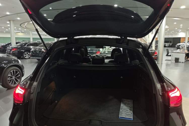Used Mercedes-Benz GLC AMG 2025 AMG GLC 43 4MATIC Trunk