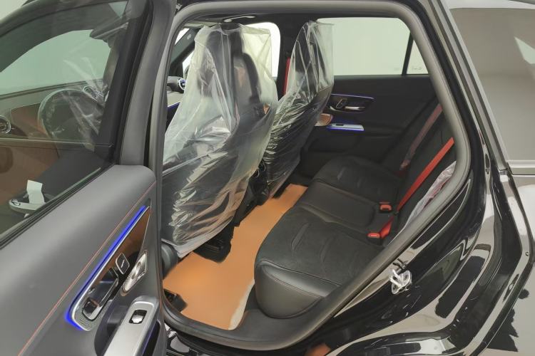 Used Mercedes-Benz GLC AMG 2026 Model AMG GLC 43 4MATIC Interior 3