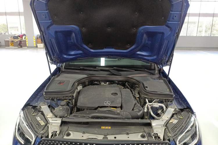 Used Mercedes-Benz GLC Coupe 2023 GLC 300 4MATIC Coupe SUV Engine Bay