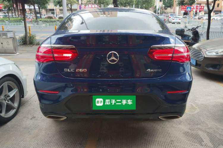 Used Mercedes-Benz GLC Coupe 2017 GLC 260 4MATIC Coupe SUV Exterior 4