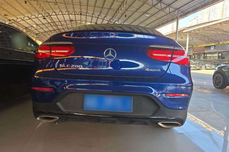 Used Mercedes-Benz GLC Coupe 2017 GLC 200 4MATIC Coupe SUV Exterior 4