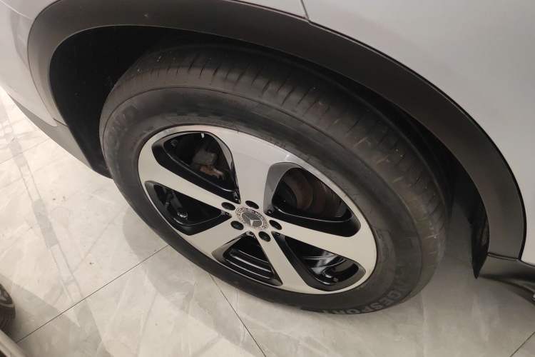 Used Mercedes-Benz GLC Coupe 2017 GLC 200 4MATIC Coupe SUV Right Rear Wheel Hub