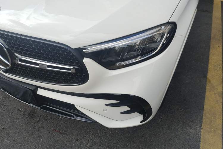 Used Mercedes-Benz GLC Coupe 2024 GLC 300 4MATIC Coupe SUV Left Front Headlight