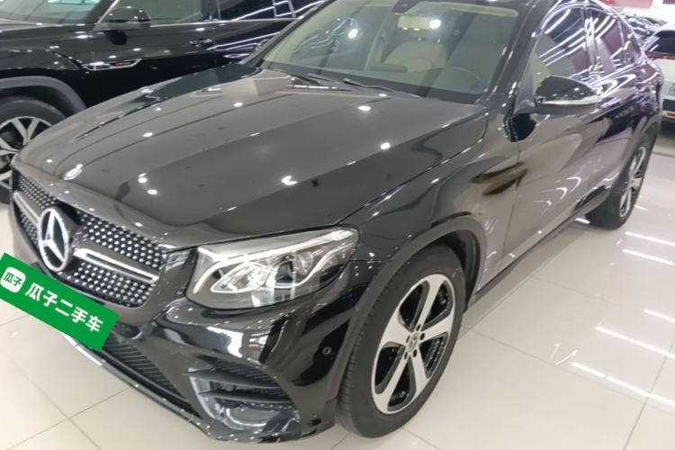Used Mercedes-Benz GLC Coupe 2017 GLC 200 4MATIC Coupe SUV Guazi used car, China used car export, Used car for sale, Used cars, Cheapest cars for sale