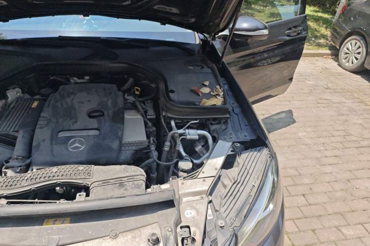 Used Mercedes-Benz GLC Coupe 2017 GLC 260 4MATIC Coupe SUV Engine Bay Left