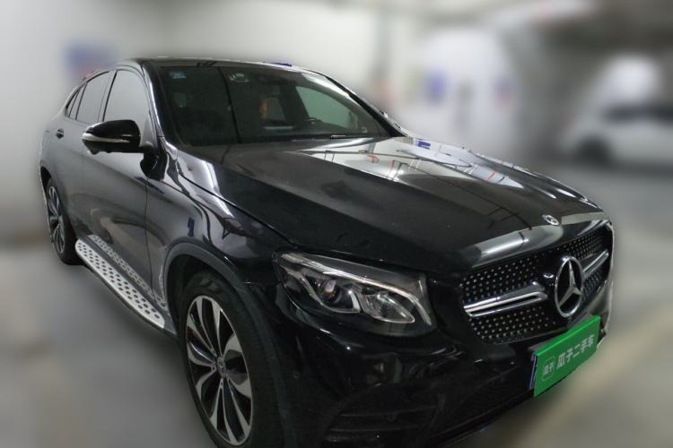 Used Mercedes-Benz GLC Coupe 2017 GLC 260 4MATIC Coupe SUV Front Right 45 Deg