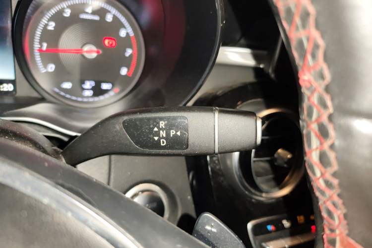 Used Mercedes-Benz GLC Coupe 2017 GLC 200 4MATIC Coupe SUV Gear Lever