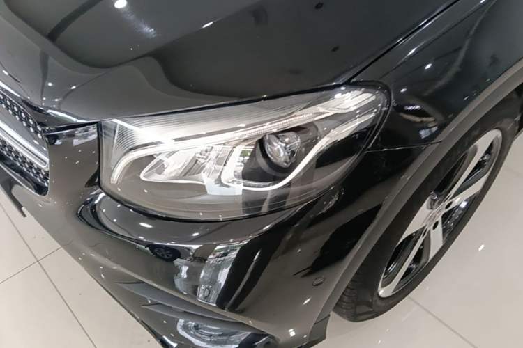 Used Mercedes-Benz GLC Coupe 2017 GLC 200 4MATIC Coupe SUV Left Front Headlight