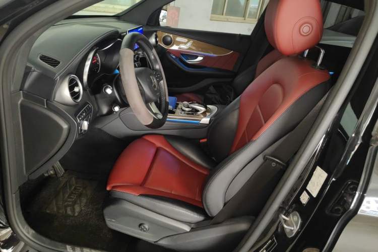 Used Mercedes-Benz GLC Coupe 2017 GLC 260 4MATIC Coupe SUV Left Front Seat
