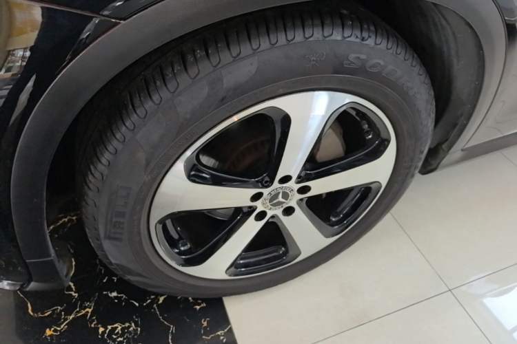 Used Mercedes-Benz GLC Coupe 2017 GLC 200 4MATIC Coupe SUV Left Front Wheel Hub