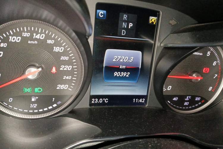 Used Mercedes-Benz GLC Coupe 2017 GLC 200 4MATIC Coupe SUV Odometer Close Up