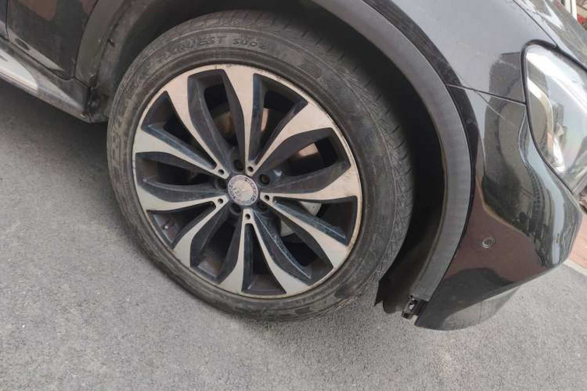 Used Mercedes-Benz GLC Coupe 2017 GLC 260 4MATIC Coupe SUV Right Front Wheel Hub