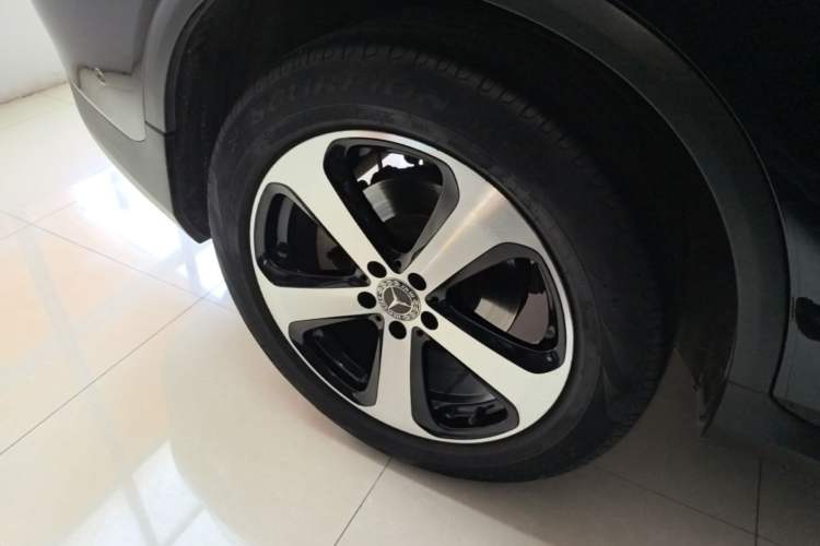 Used Mercedes-Benz GLC Coupe 2017 GLC 200 4MATIC Coupe SUV Right Rear Wheel Hub
