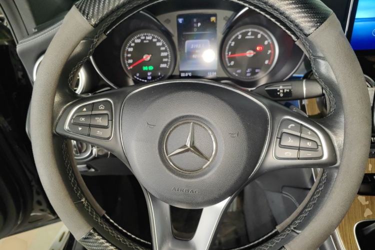 Used Mercedes-Benz GLC Coupe 2017 GLC 260 4MATIC Coupe SUV Steering Wheel