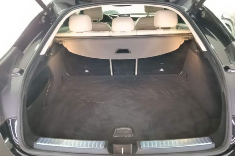 Used Mercedes-Benz GLC Coupe 2017 GLC 200 4MATIC Coupe SUV Trunk