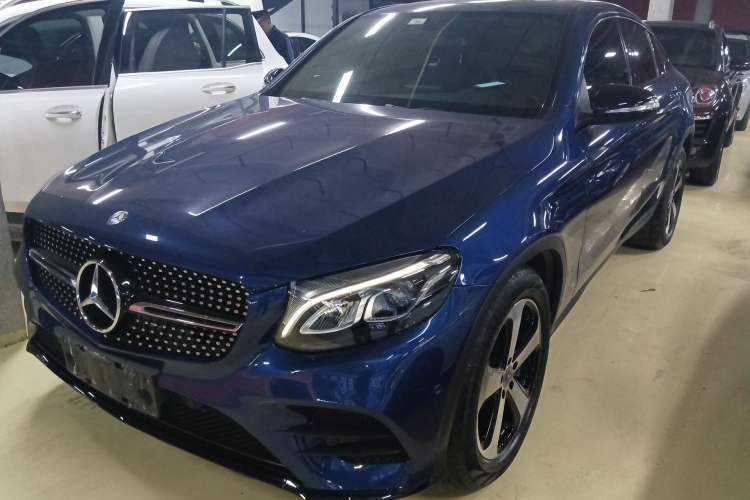 Used Mercedes-Benz GLC Coupe 2017 GLC 200 4MATIC Coupe SUV Guazi used car, China used car export, Used car for sale, Used cars, Cheapest cars for sale