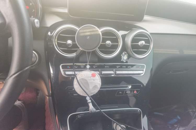 Used Mercedes-Benz GLC Coupe 2017 GLC 200 4MATIC Coupe SUV Audio And AC Panel