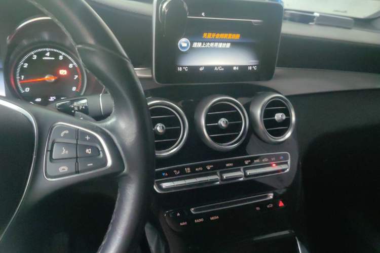 Used Mercedes-Benz GLC Coupe 2017 GLC 200 4MATIC Coupe SUV Audio And AC Panel