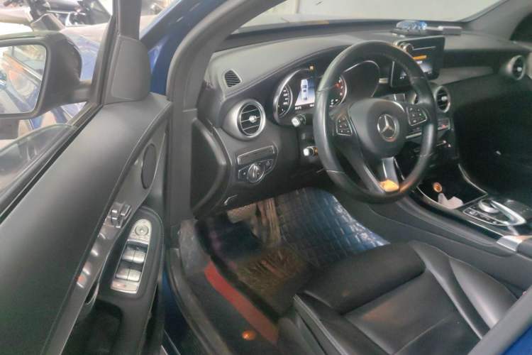Used Mercedes-Benz GLC Coupe 2017 GLC 200 4MATIC Coupe SUV Driver Seat